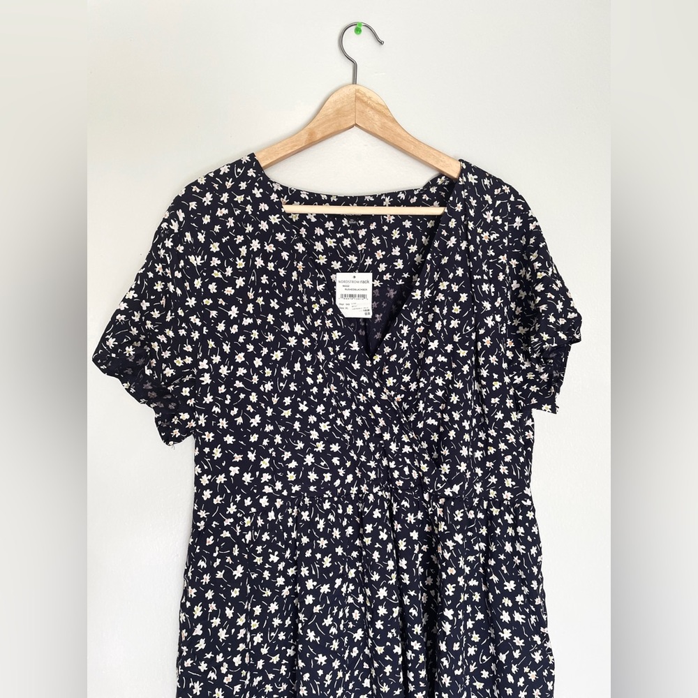 Floral Print Midi Faux Wrap Dress In Crushed Blackberry